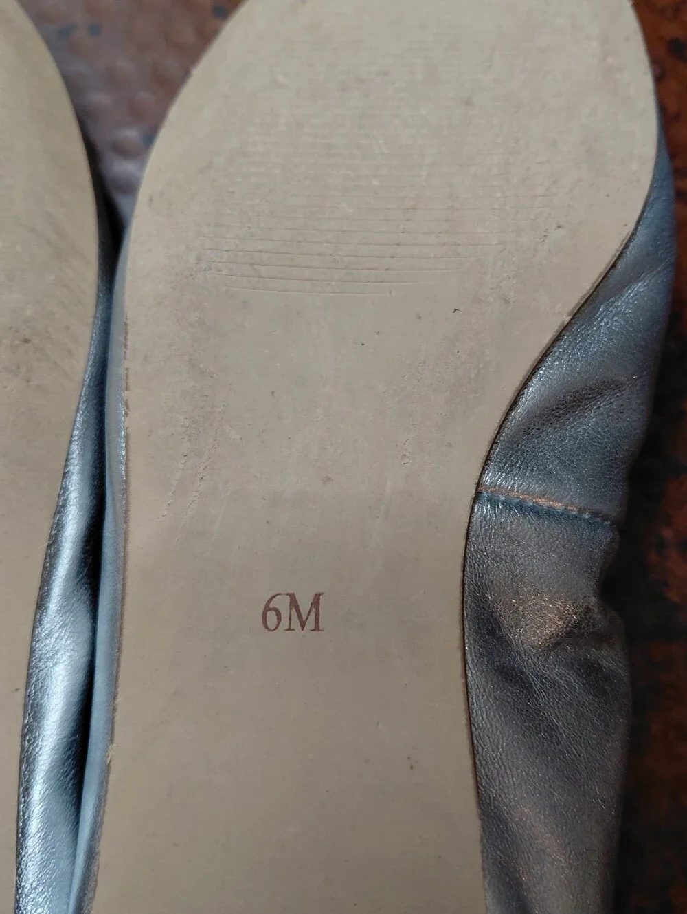 Talbots Sz. 6 Metallic Silver Leather Elastic Blair Ballet Flats